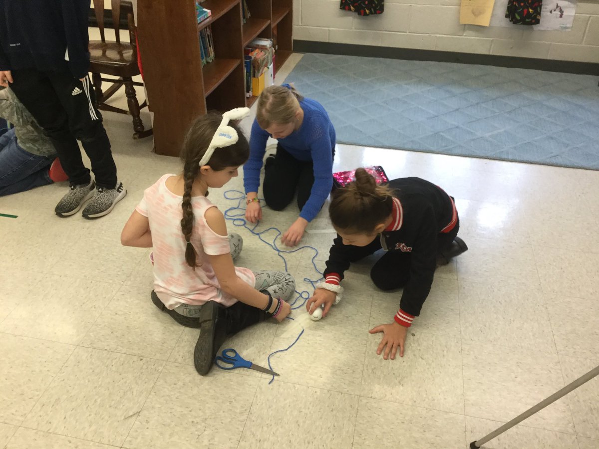 Naomi Kirsche tweet media