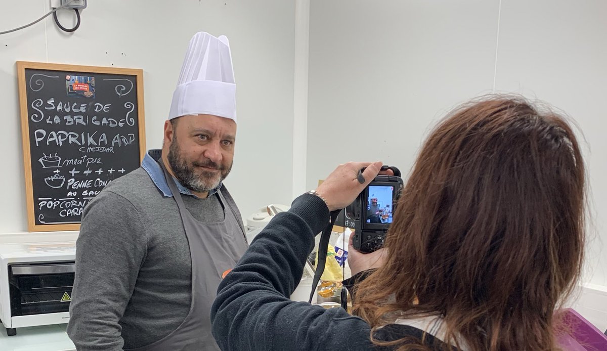 Shooting pour le chef de la brigade dans notre #Lab par le journal @Ecodocs2171 pour une futur publication. #innovation #FoodTech #InSpicesWeTrust