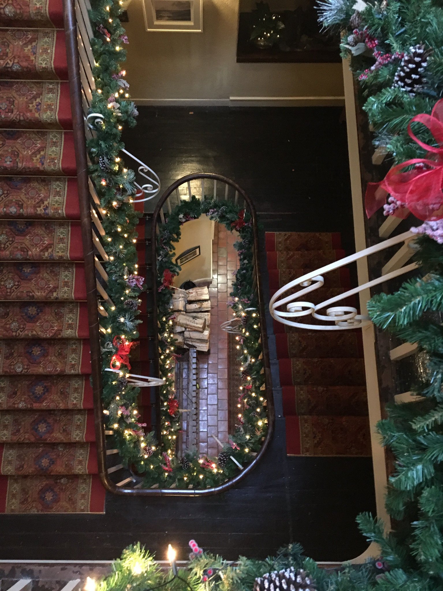 Ballynahinch Castle on Twitter "Beautiful garland decorating the