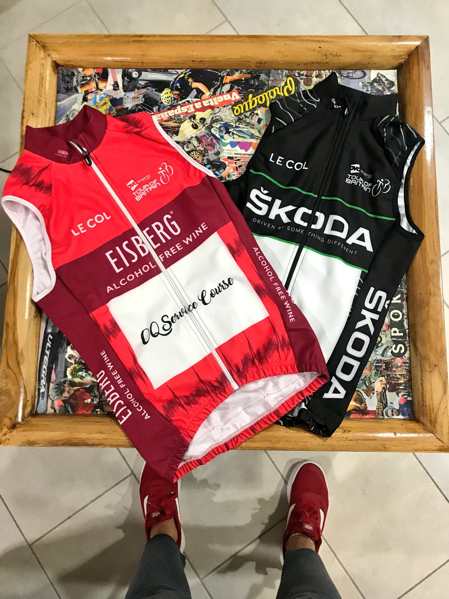 OttilieQ's tweet photo. Iโve come across some really nasty people the past couple of months who have made me angry that people could actually be like that.
Thank goodness for all the lovely people in my life! Just received these at @OQServiceCourse today from @M1ckBennett Muchรญsimas gracias Guapo! ๐ https://t.co/Rnnbd4fdZf