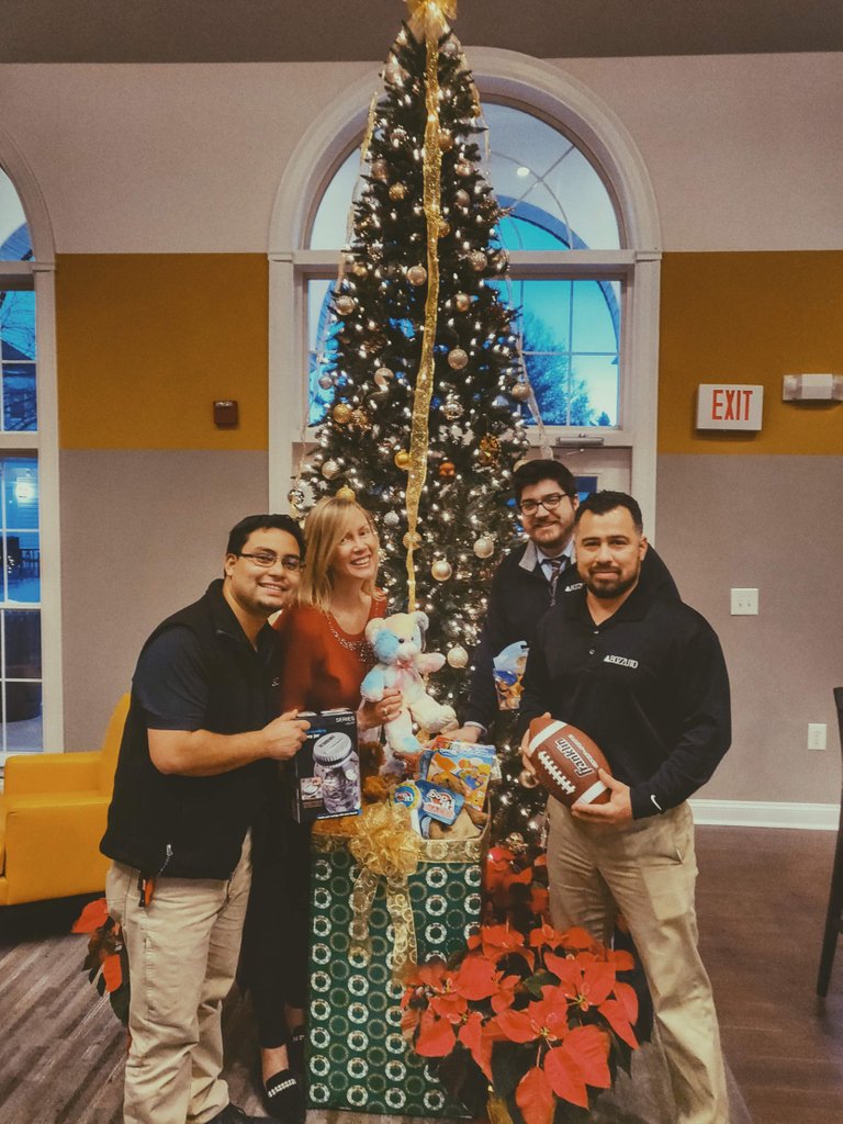 CourtsOfDevon's tweet photo. We want to thank everyone who participated in our toy drive, it was a huge success. This year our donations made their way to students at Watkins Mill Elementary. #toydrive #giveback #courtsofdevon @mcps https://t.co/bKTHOklWmC