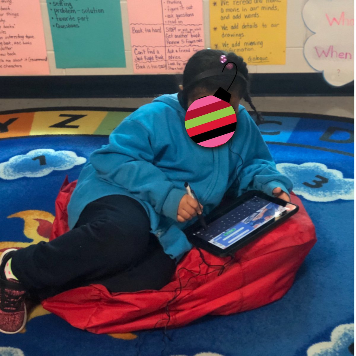 Cass_Francois's tweet image. Reading is always FUN! Get comfortable, relax and read! One of ur favorite times of the day! #learningfun #reading #teachingthings #secondgrade #soaringcomets @CannellaElem