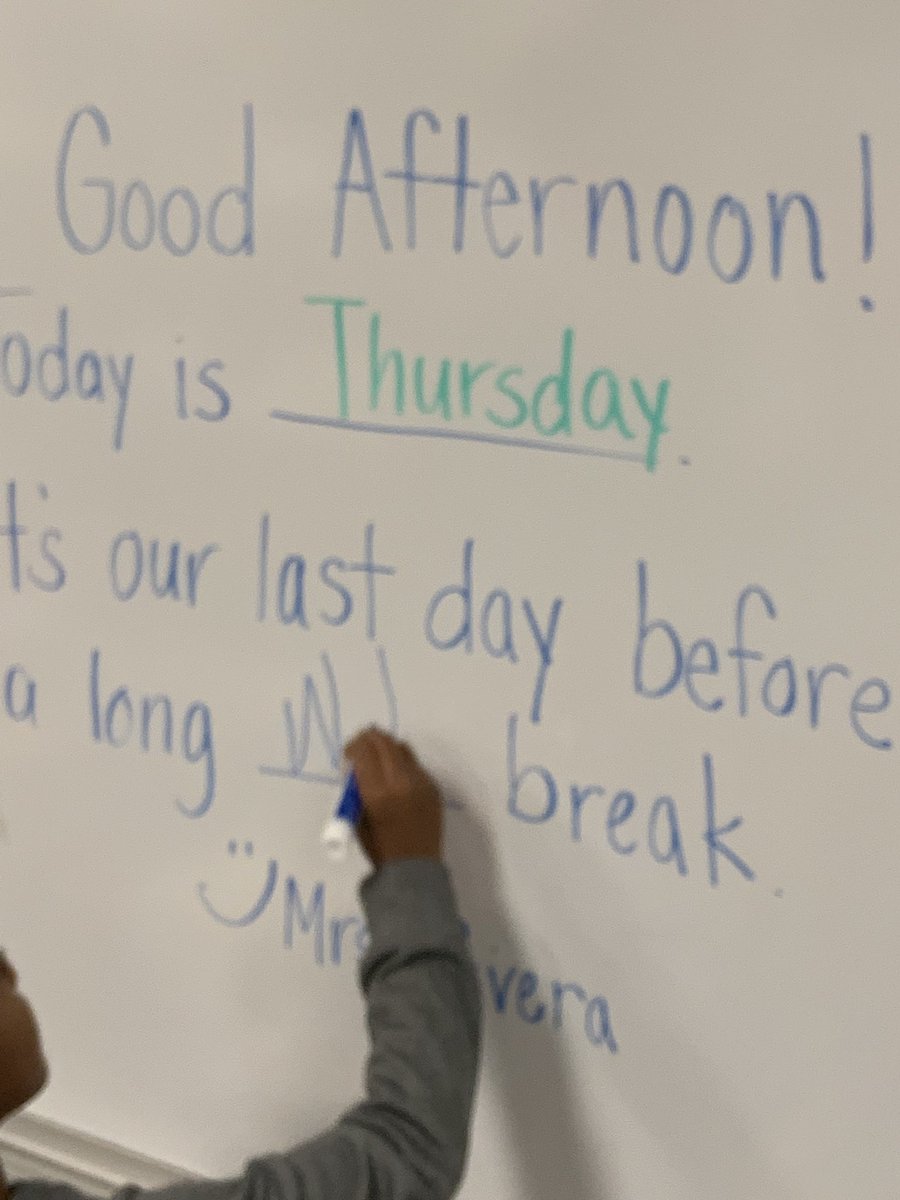 My preschool friends write the word “winter” for our daily message today! 👍🏼 #finishstrong #riveraprek #LWPawPride #NKCTitleOnePrek