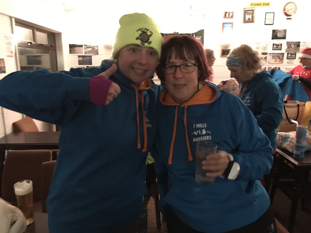7Harriers's tweet photo. A very well attended Christmas club run tonight 😍 running, fairy lights, a super-super elf delivering the first orders of our fabulous new kit, the bar was open and we even had #7HH gingerbread men! What’s not to love? Happy Christmas & New Year everyone!!!! 2019 is gonna rock! https://t.co/YHAEaAfyV6
