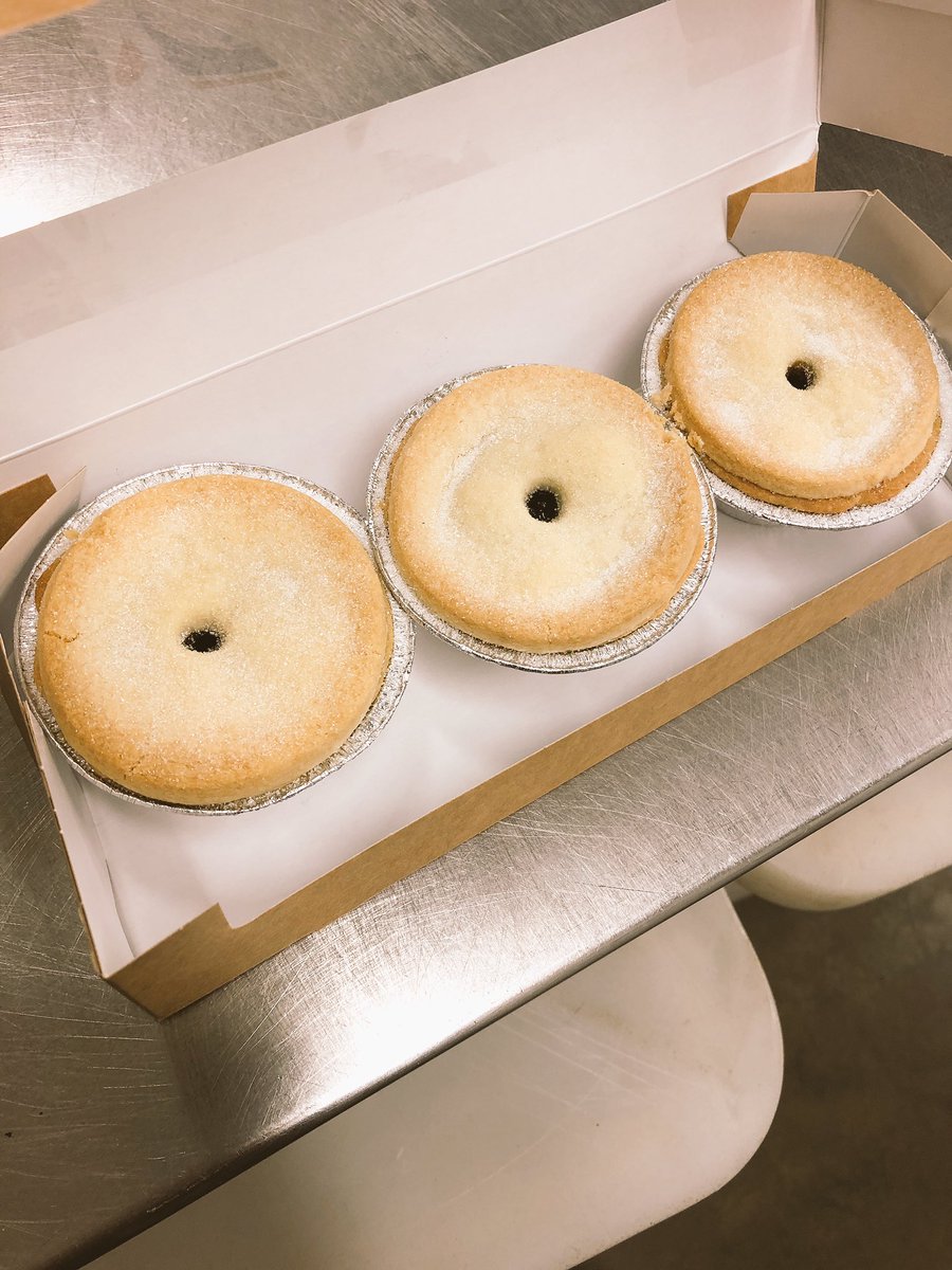 Mince pies done and packed for this Saturday! Limited edition <a href="/stroudfarmermkt/">Stroud Farmers' Mkt</a>