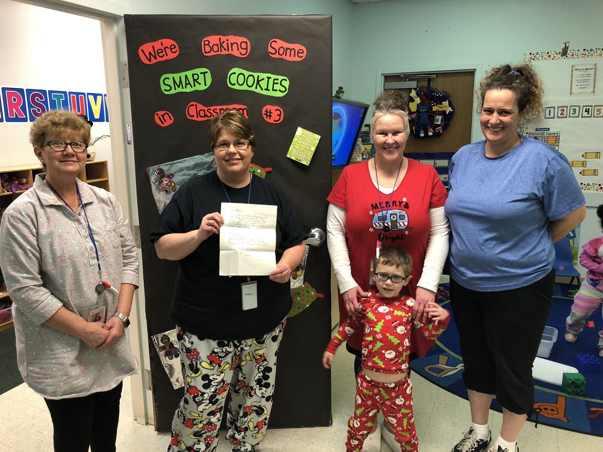 PDProgram's tweet image. We love hearing how we’ve impacted our families, its why we do what we do what we do! Our teachers and staff work hard to ensure our students are on the path to a brighter future. Thank you Antinette, Shannon &amp;amp; Kyle for the lovely letters this morning!🧡💙