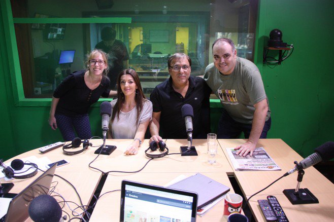 Un Mundo Cualquiera (@unmundo810) on Twitter photo Repasamos la entrevista realizada el pasado 16 de marzo a <a href="/LicenciadoRolon/">Gabriel Rolón</a> y a Cynthia Wila, que, en <a href="/unmundo810/">Un Mundo Cualquiera</a>, nos hablaron sobre su libro “El amor y las pasiones”.
Escuchanos en 810 AM y en espectador.com Repasamos la entrevista realizada el pasado 16 de marzo a <a href="/LicenciadoRolon/">Gabriel Rolón</a> y a Cynthia Wila, que, en <a href="/unmundo810/">Un Mundo Cualquiera</a>, nos hablaron sobre su libro “El amor y las pasiones”.
Escuchanos en 810 AM y en espectador.com