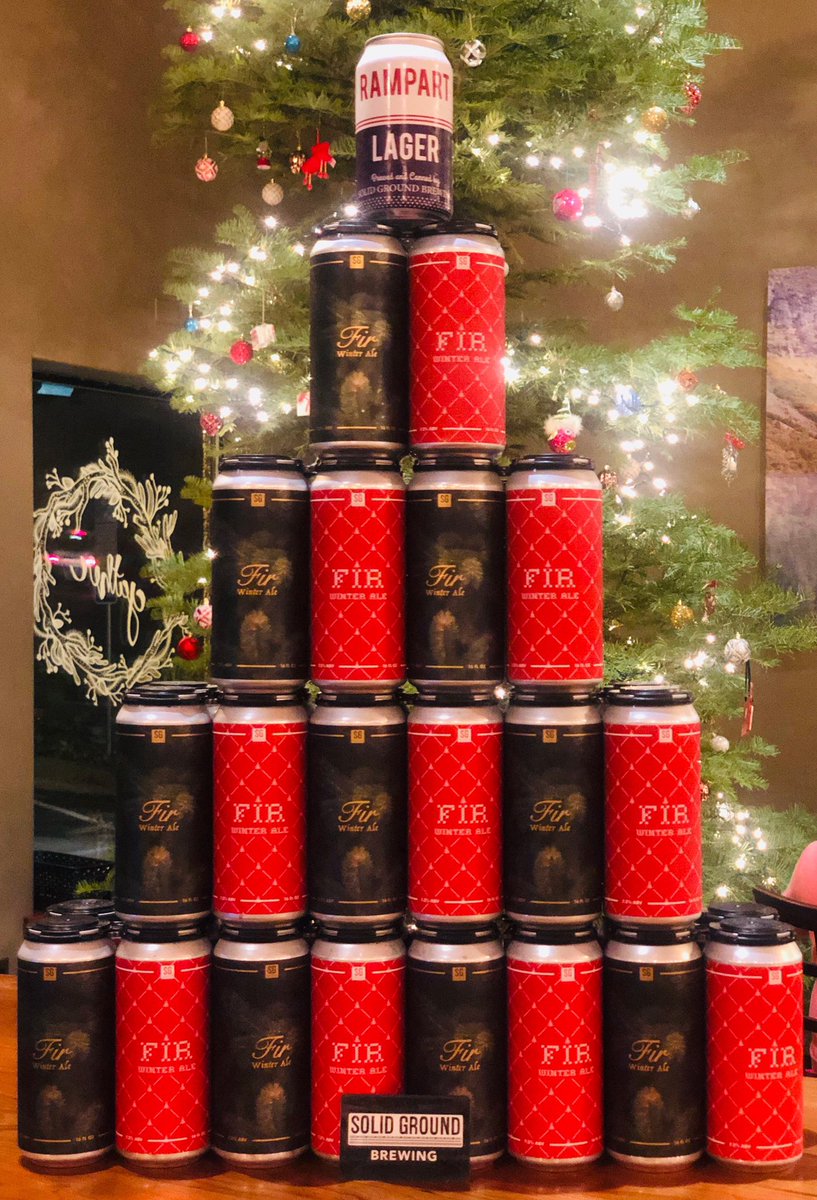 Doing last minute Christmas shopping? We’ve got you covered! Gift cards and a variety of freshly canned beer in stock!🎄