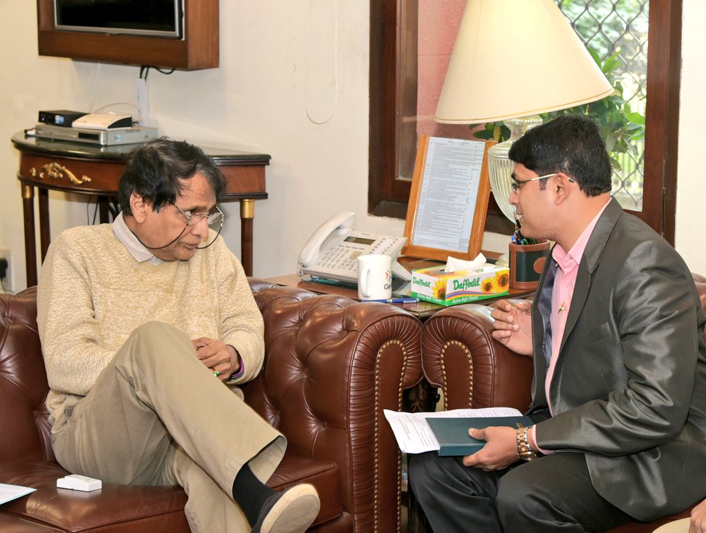 ProfSRK's tweet photo. Today afternoon I had great opportunity to interact with Hon'ble Union Minister @sureshpprabhu ji at #Delhi office &amp; requested to join with us in #TirangaYatra at #Mumbai. Must appreciate the Humbleness,Simplicity &amp; the Patience of listening to a common man #ModiGovt #ModiFor2019 https://t.co/Egqjuid4zZ