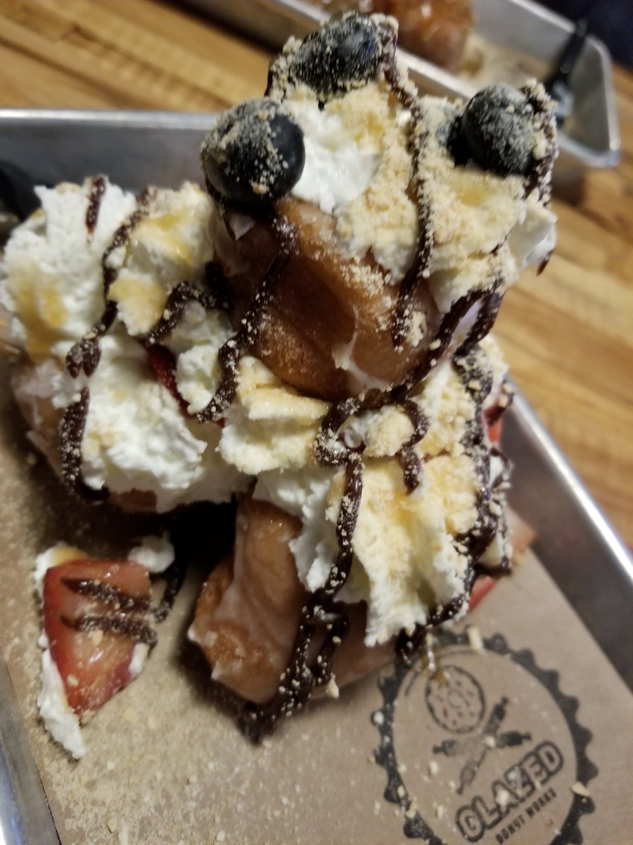 walkingzer0's tweet image. This is the love child of nachos and doughnuts... the doughnacho.