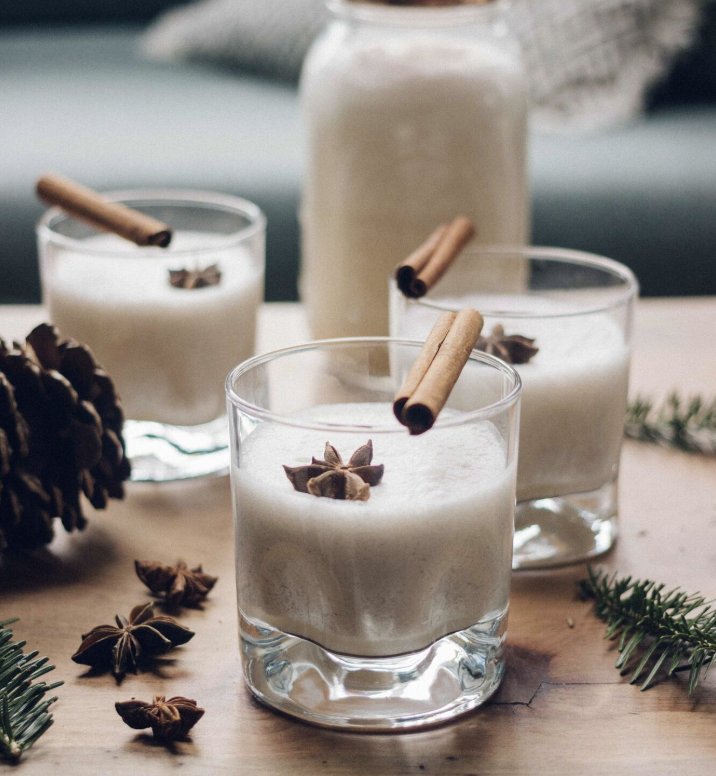 GreenValleyLF's tweet photo. Puerto Rican Christmas Coquito made with our whole milk kefir via @well_essentials is recipe #7 today in our 12 days of lactose-free holiday recipes countdown: https://t.co/z2Sur7B0Ev. #12daysofrecipes #lactosefreelife #greenvalleycreamery https://t.co/IgXJIOay7w
