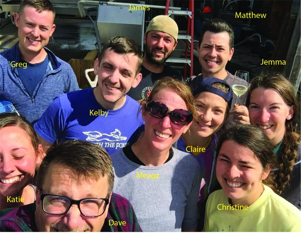 FLXbistro's tweet photo. 2019 Harvest Team - from near and far! https://t.co/9KFPdULjgi https://t.co/jtMdVDpyi8