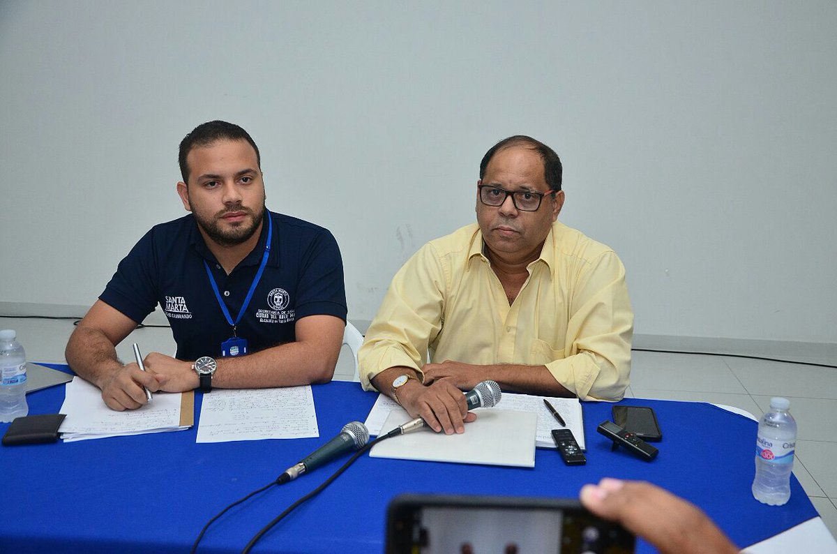mrafael70's tweet photo. Contraloría suspendió de manera indefinida a Omar Suárez Prasca, gerente de la E.S.E. Alejandro Próspero Reverend, desde el martes asumió como Gerente (E) Jairo Romo, asesor de mi despacho en temas de salud. https://t.co/OyT8aK3eOA
