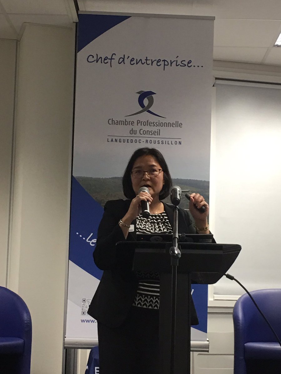 Medef34's tweet photo. @Medef34 présent à la soirée @cpc_lr consacrée au #Bigdata //Anh-Thu Lasserre, responsable de l'#innovation #informatique chez @guideMichelinFR intervient sur le thème : #IA pourquoi tant de buzz ? #buzz #CPCbigdata @medef @Medef34 @MedefOccitanie #medef #medef34 @HERVESamuel https://t.co/3kr4O9MLAC