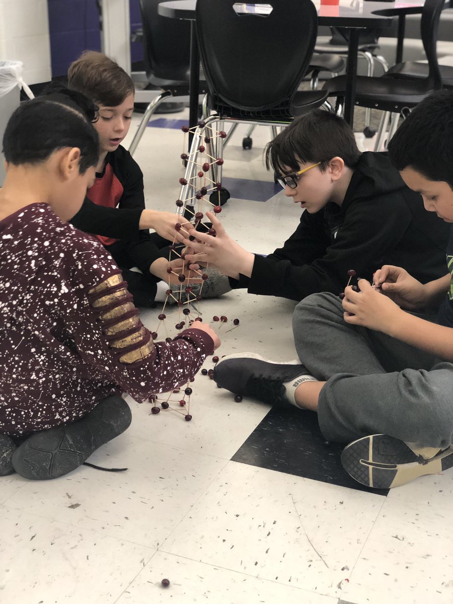 RWAsstPHCSD's tweet photo. Cranberry STEAM challenge 🔬🌲 Engineer design process -CREATE stage .. stay tuned for winners... #steam #MiddieRising #thisiswe #iteachmath #stem #myohioclassroom #engineerprocess https://t.co/yoArR3WAmN