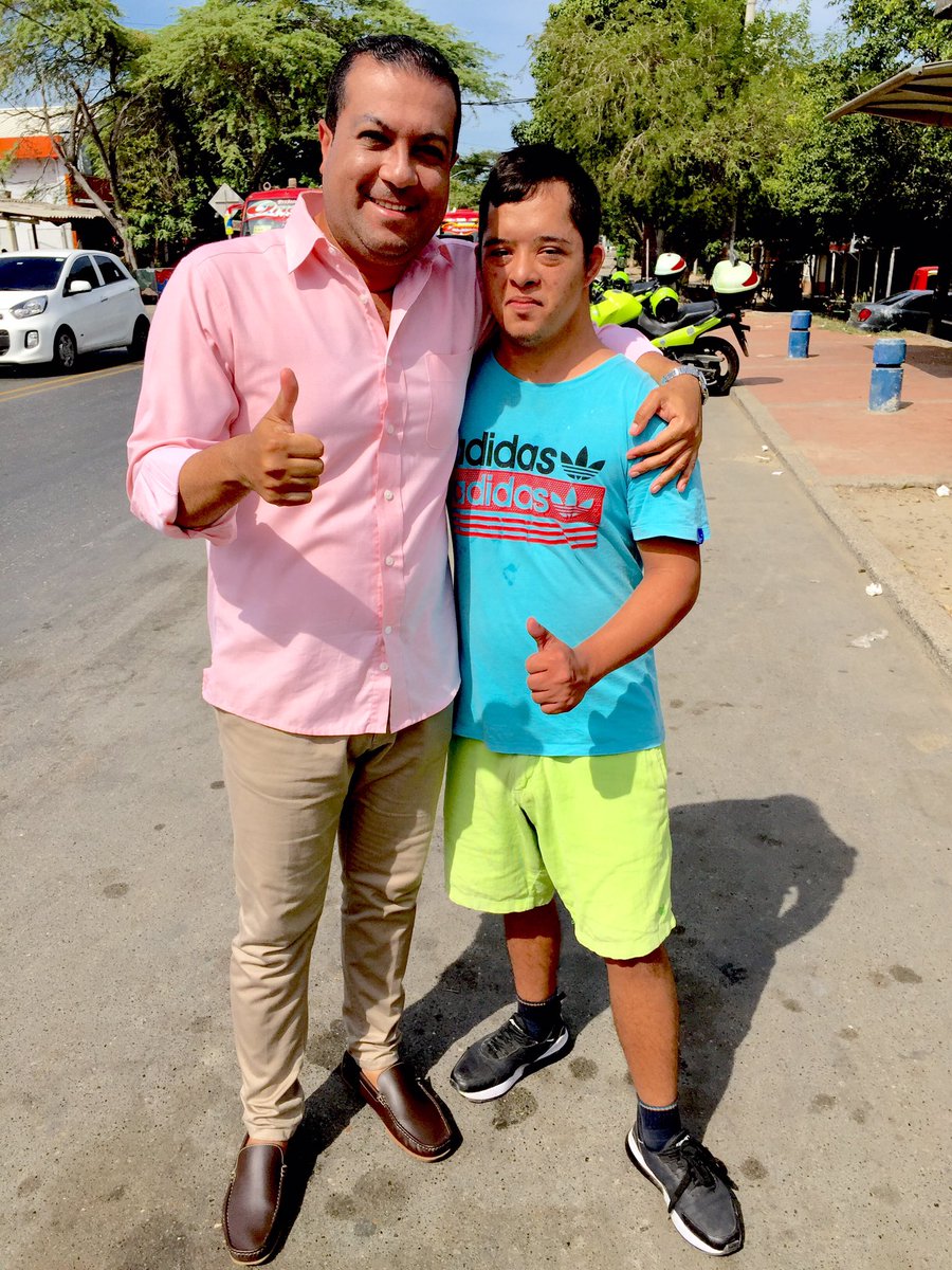 Con el gran ‘Checho’ Romero, mi mejor amigo en Sabanagrande, Atlántico...
