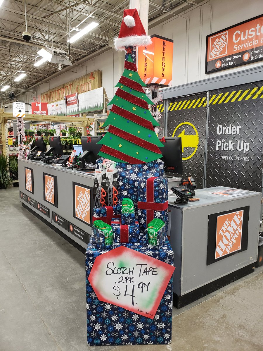 roseanna09's tweet photo. 6173's Adopt-a-sku display put together by my Service Desk team and our Freight Team Supervisor! #6173ServiceDesk #FirstTHDpost #6173Rocks https://t.co/6p3qxS8vnq