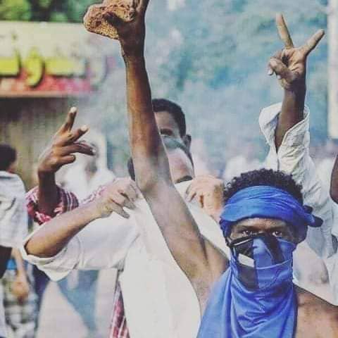 mamounsaed's tweet photo. #Cities_of_Sudan_are_fading 🇸🇩
#Atbara_rises 🇸🇩
#Revolution_is_the_choice_of_the_people 🇸🇩
#Civil_disobedience_in_Sudan 🇸🇩
#مدن_السودان_تنتفض 🇸🇩
#عطبرة_تنتفص 🇸🇩
#الثورة_خيار_الشعب 🇸🇩
#العصيان_المدني_في_السودان 🇸🇩 https://t.co/R08RBLASu2 https://t.co/inXo5D9DvN