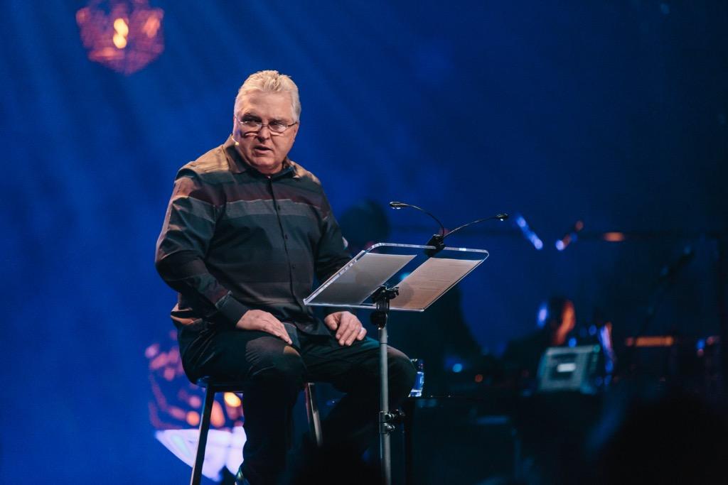 cotmatoneighty's tweet photo. Hey Oneighty family, this weekend is our Christmas Eve services! Make plans to join us Sunday for a Church on the Move favorite, Pastor Willie George's reading of the Christmas story. https://t.co/gPRPsXkolO
