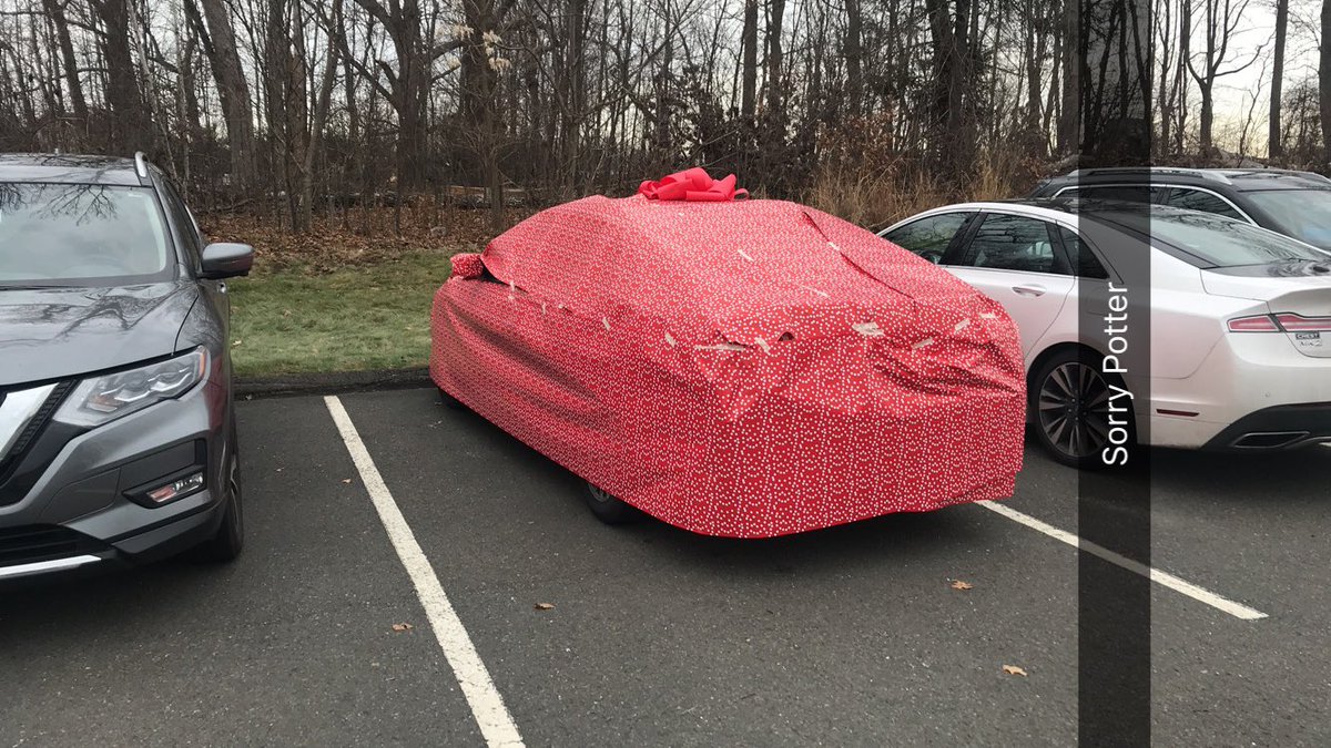 OHS_students's tweet photo. @PrincipalPotter  nice car!! https://t.co/FP5ZZ6ISjt
