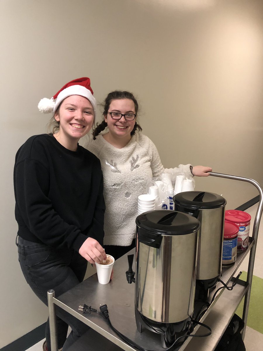 brockcarpre's tweet photo. @ValleyPTECH Two senior students went around the school this afternoon serving hot chocolate to their co-students. #christmas #givingback https://t.co/R7J9TPCSv8