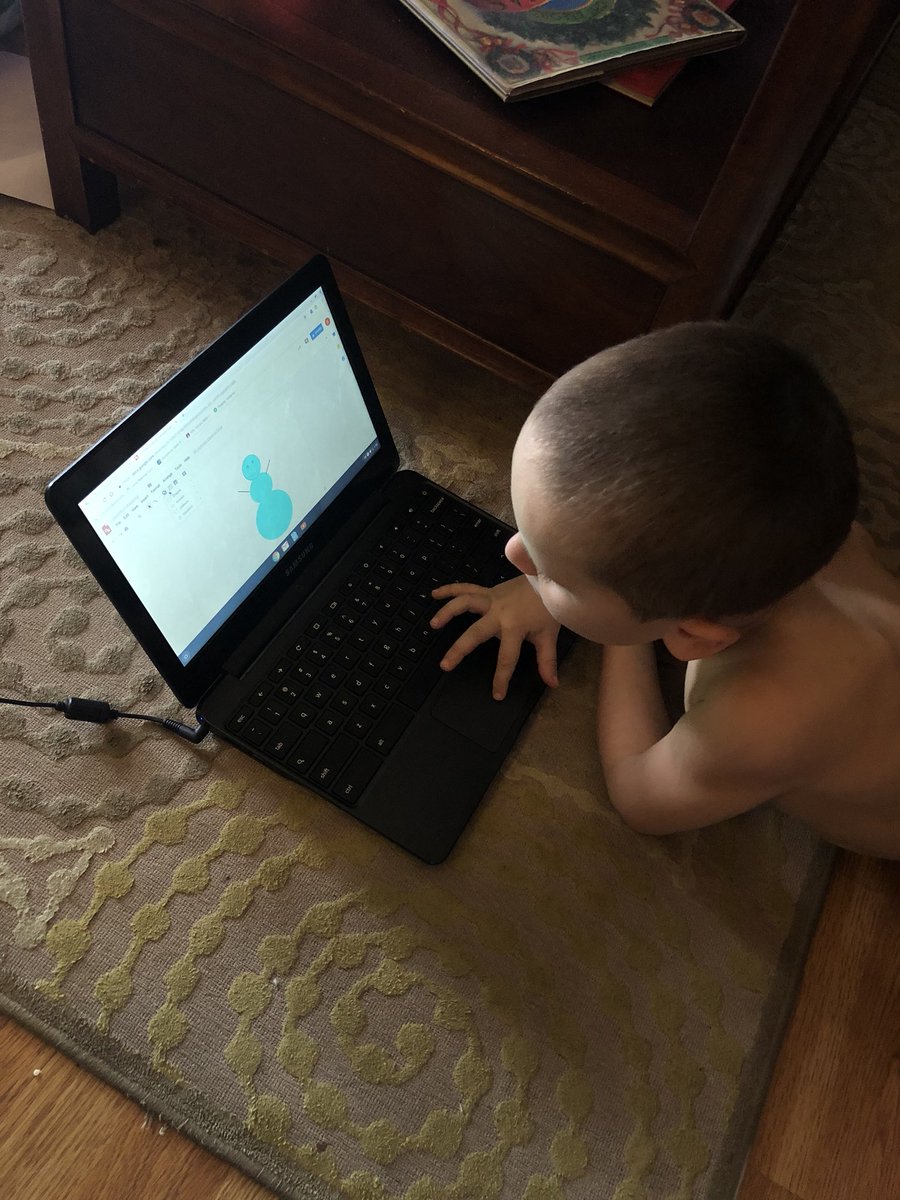 nicki246's tweet photo. My little kindergartener has learned how to use google drawing! #firstdayofbreak #makingasnowman #kcantoo #ridersallin @SymsoniaRR @DayRene15 #kygodigital https://t.co/BbP50cn9wr