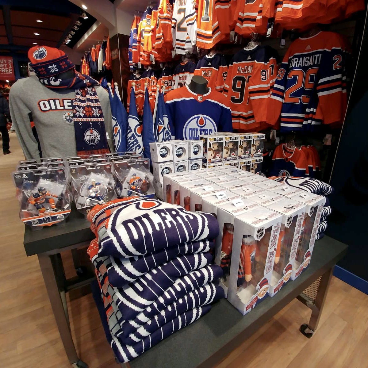 Edmonton Oilers on X: REMINDER: The #Oilers Store in