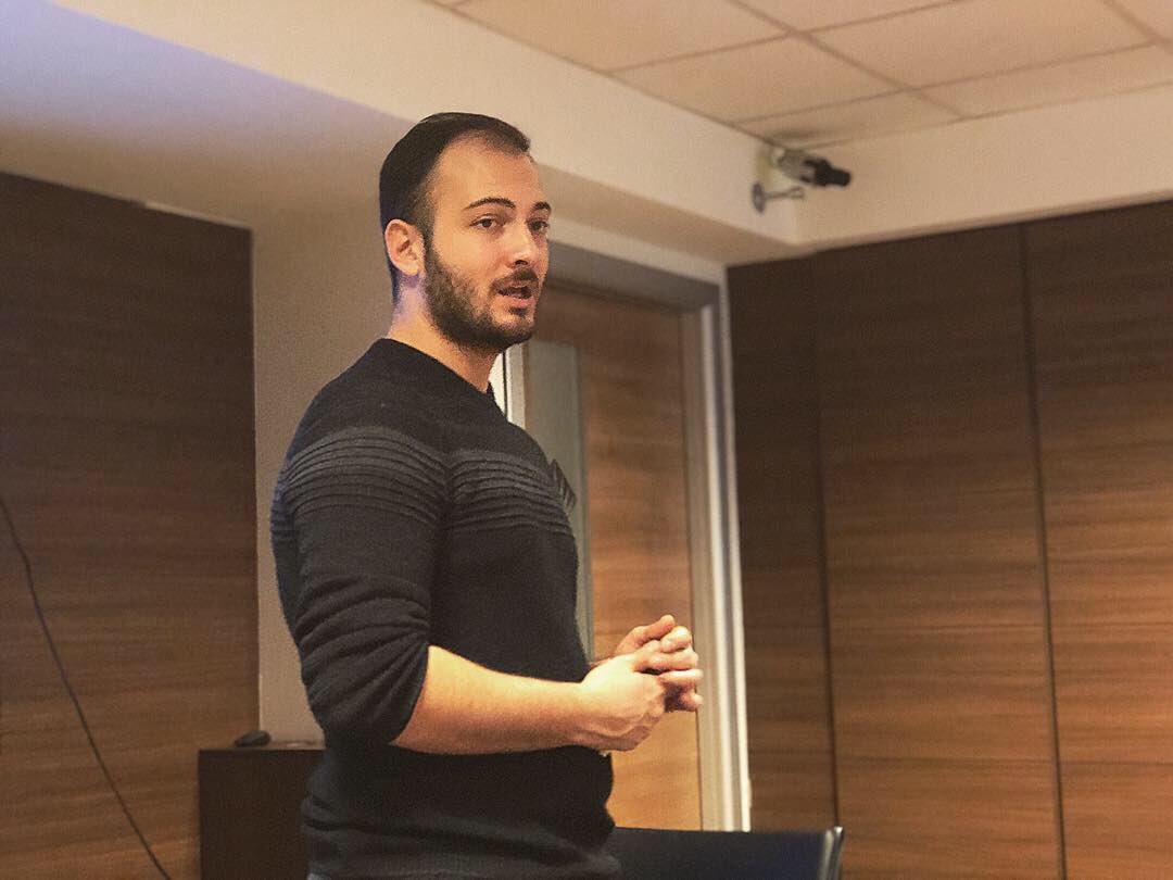 YapimAkademisi's tweet photo. Yapımcılık Akademisi, BluTV CFO ve İş Geliştirme Direktörü Alptuğ Çopuroğlu, BluTV içerik alım sorumlusu Deniz Şaşmaz Oflaz ve BluTV İçerik Yöneticisi Sarp Kalfaoğlu'nun Dijital Yayın Platformları dersiyle kaldığı yerden devam ediyor. 
@Bahcesehir 
@InsigniaYapim 
@bau_iletisim https://t.co/VnK7i4M82v