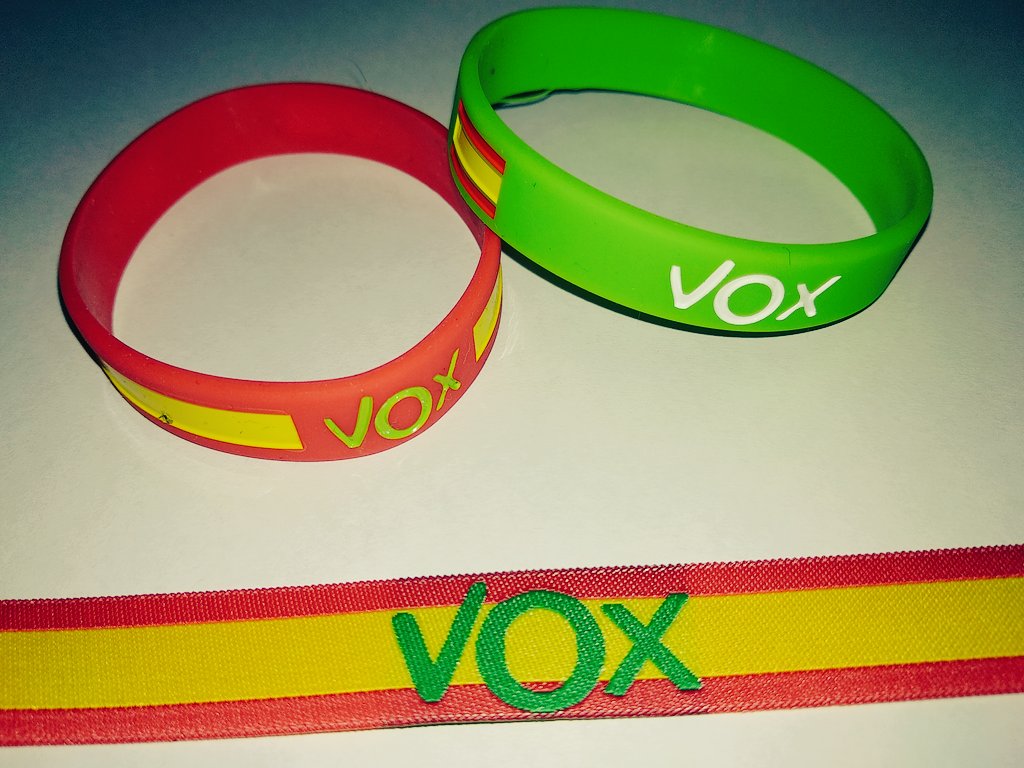 VOX al Twitter: "Para los que habéis preguntado, hemos recibido pulseras de nuevo. A vuestra disposición en nuestra sede (Calle Luis de Morales 20, Sevilla) #VOX https://t.co/SLgx1MG83K" / Twitter