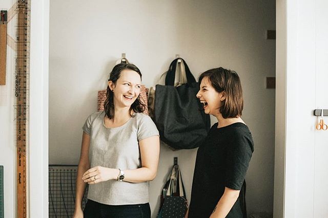 So excited to be reunited for sister laughs. 👯 #noplacelikehomefortheholidays Still need a gift? Give it a few days late, or check 'local pickup' in our online shop. Photo by the incredible leablackphotographylocalpickup,noplacelikehomefortheholidays,ilovebisman,locallove,suppor