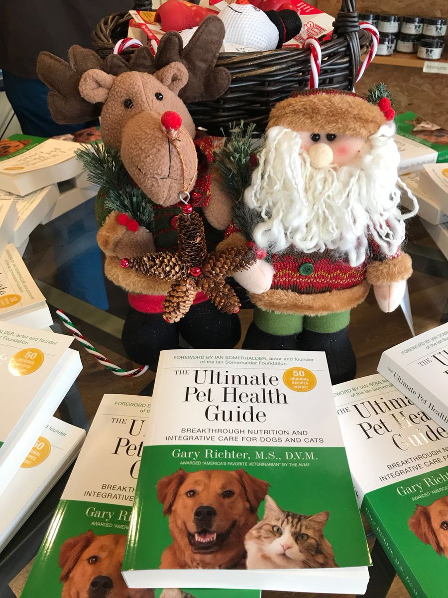 HolisticVetCare's tweet image. Looking for a last minute Christmas gift for a fellow animal lover? Order Dr. Richter's book on Amazon today 🐶🎄☃️🎁

#ultimate #pet #health #guide #garyrichter #expert #holistic #wellness