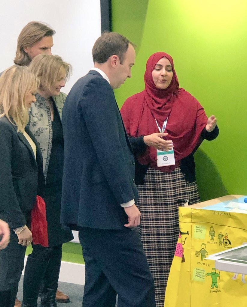 GenMedX's tweet image. Pleasure to present @GenMedX's work alongside some #amazing innovations from our friends @NHSClinEnt this afternoon!

Thanks for your time @MattHancock and thanks @DrTonyYoung @NHSEngland for supporting our #clinicianledinnovations that are changing the shape of #healthcare 💫💫