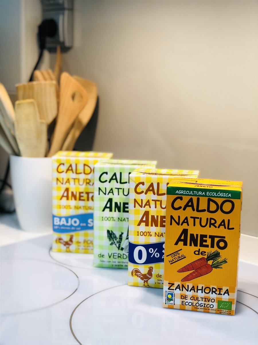 Mamialoloco's tweet image. Ya estamos preparados para la cena y mucho más gracias a @AnetoNatural.

Esta noche toca sopita calentita de caldo de pollo 🍵 y agradecer también este regalo a @madresfera Madresfera.

#blogpersonal #familyblog #madresdera #blogger #mumblog