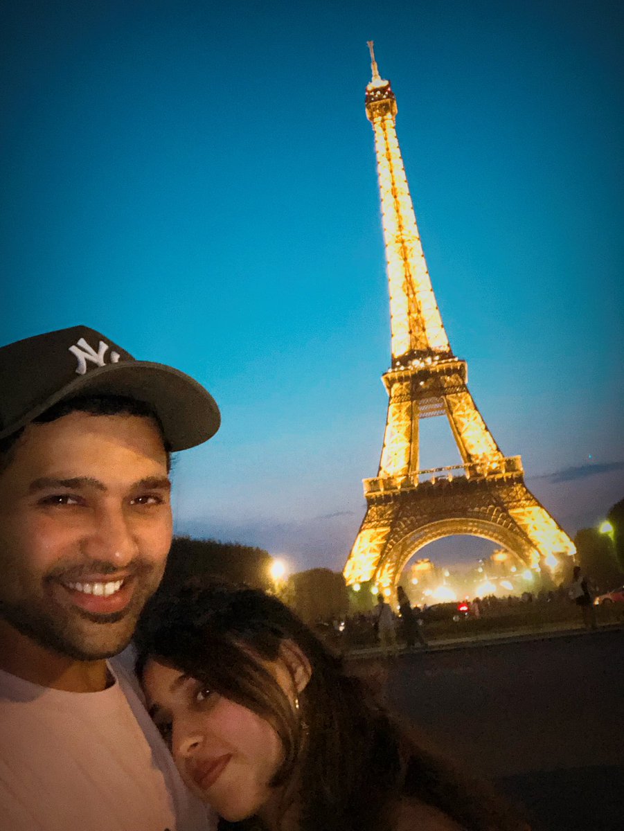 ImRo45's tweet image. Happiest birthday to this beautiful soul 🎂 miss having you around. Damn sure 🐶 is keeping you entertained.                                                            PS: Only birthday I can remember without reminder 😁 @ritssajdeh