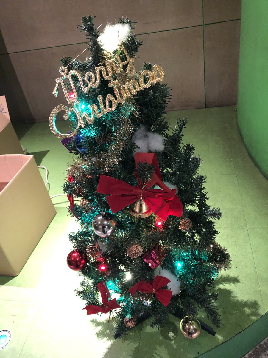 mmk10251118's tweet photo. 昨日が楽し過ぎて、脳内整理出来てないまま爆睡したのにも関わらず、あんまり寝た気がしなくて大寝坊…。
昨日の時間が夢だったみたい…😭
最後の曲は、「本当に最後なんだ…」と涙が止まらなかったよー😢#PCF2018 https://t.co/DUUbZkKdWE
