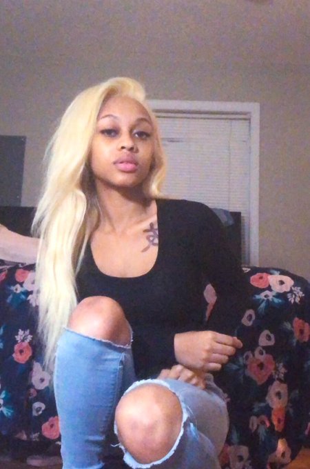 Watch GODDESSBAE__💛's leaked NSFW photo on TwXstars