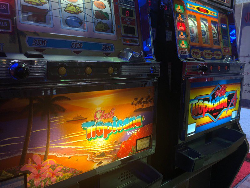 パチスロゲームセンターライズ 期間限定台 稼働開始しております スロゲーセン ゲームセンターライズ Tropicana 手打ちパチンコ