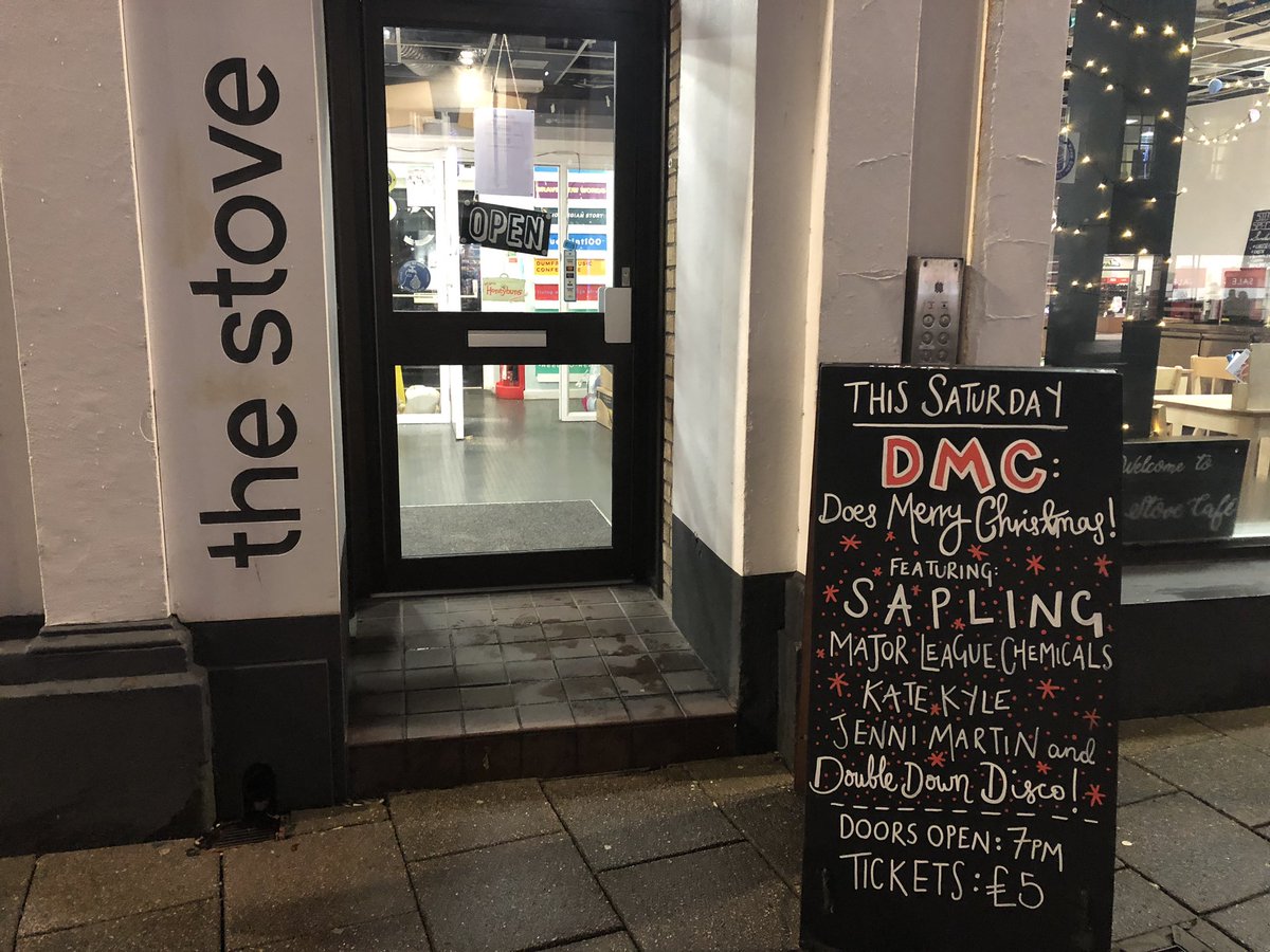 weare_dmc's tweet image. V special chalkboard for a v special Christmas spectacular! 🚀 #dmcyeah #dmcdoesmerrychristmas