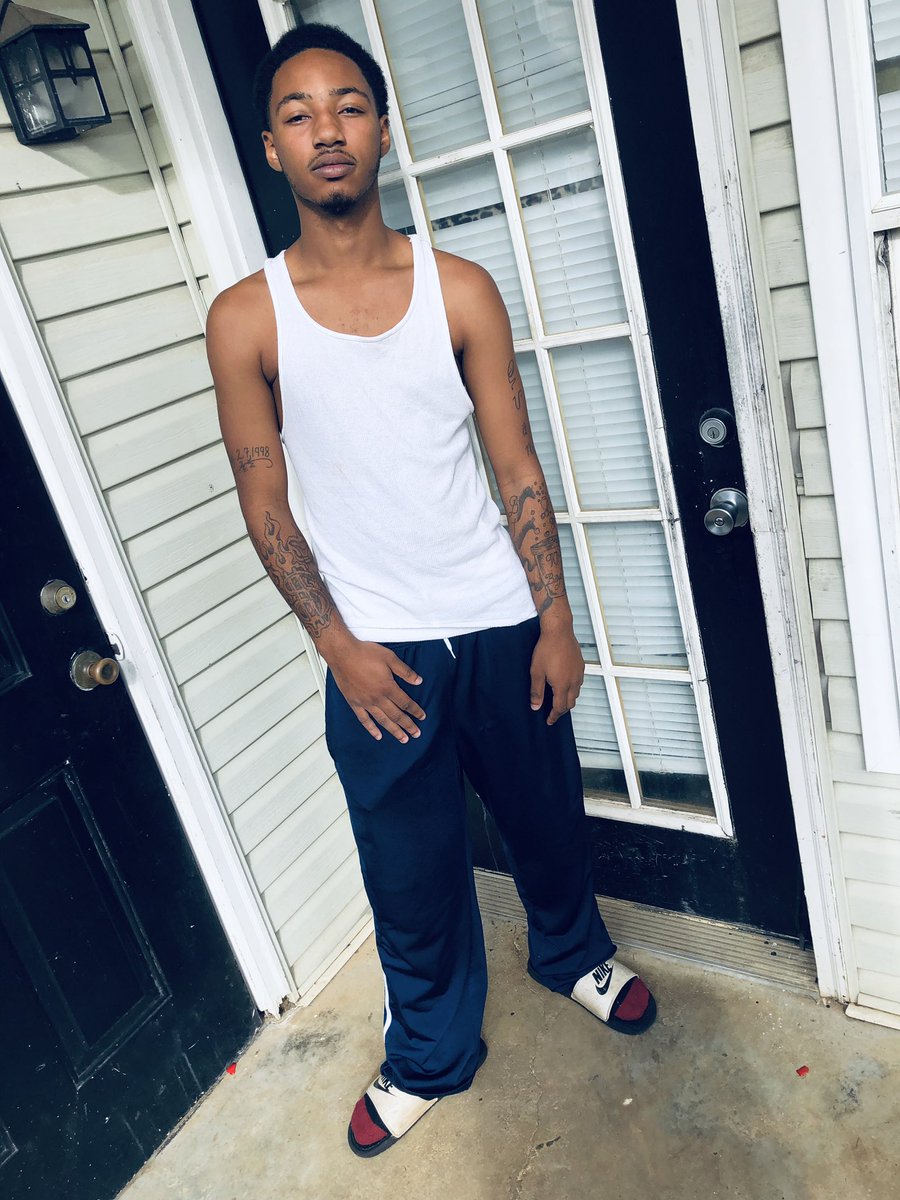 HustlerProject's tweet image. Young nigga world &amp;amp; street money worldwide shit👊🏽🆎💰