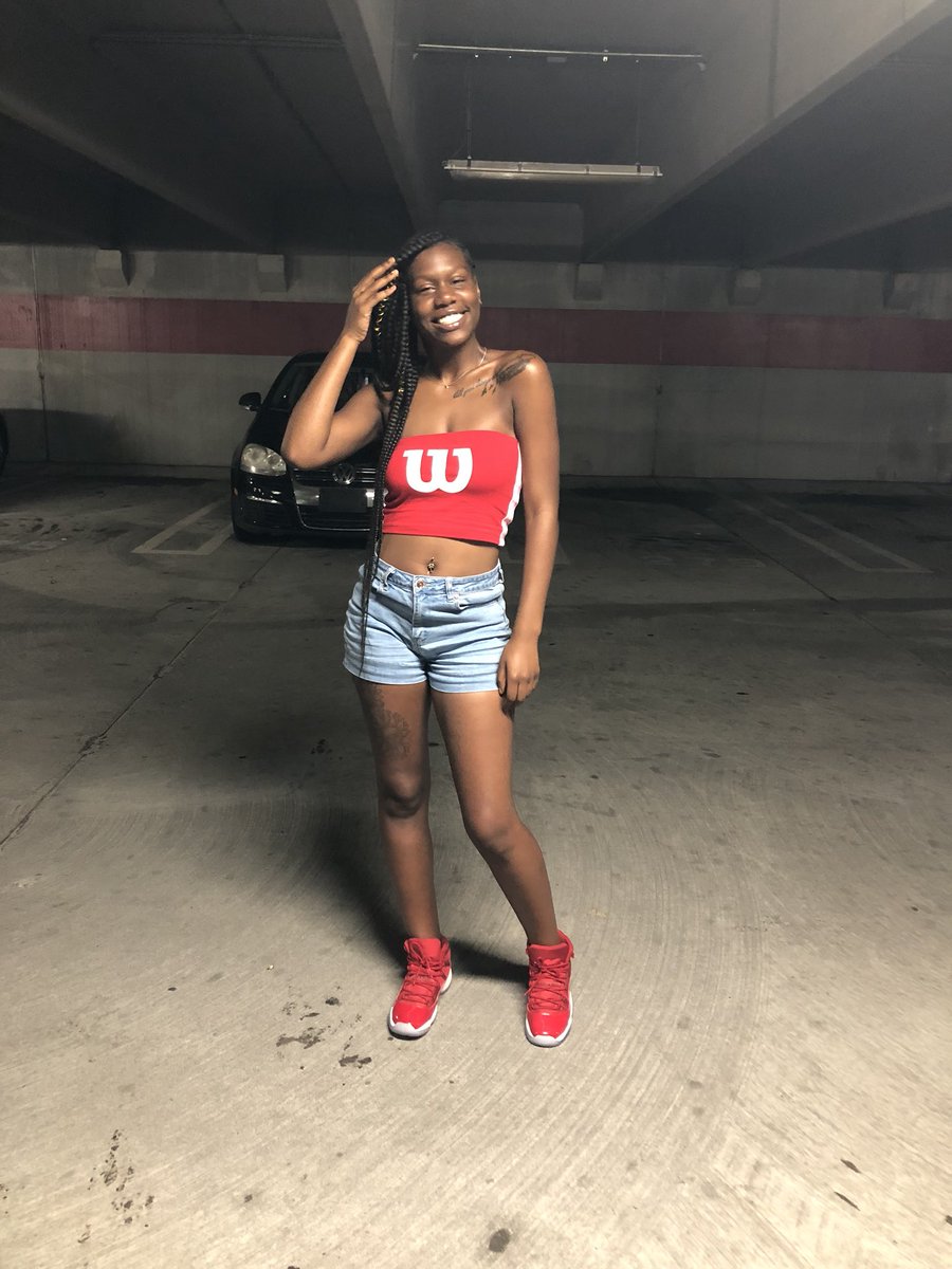 _yupthatski_'s tweet photo. #SmileAppreciationPost my smile gets me my way 😭🥰 https://t.co/DOl7KsiZOy