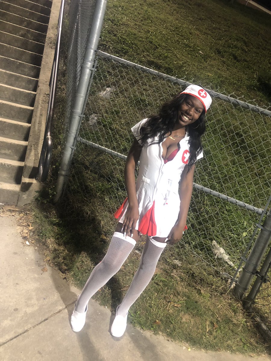 _yupthatski_'s tweet photo. #SmileAppreciationPost my smile gets me my way 😭🥰 https://t.co/DOl7KsiZOy