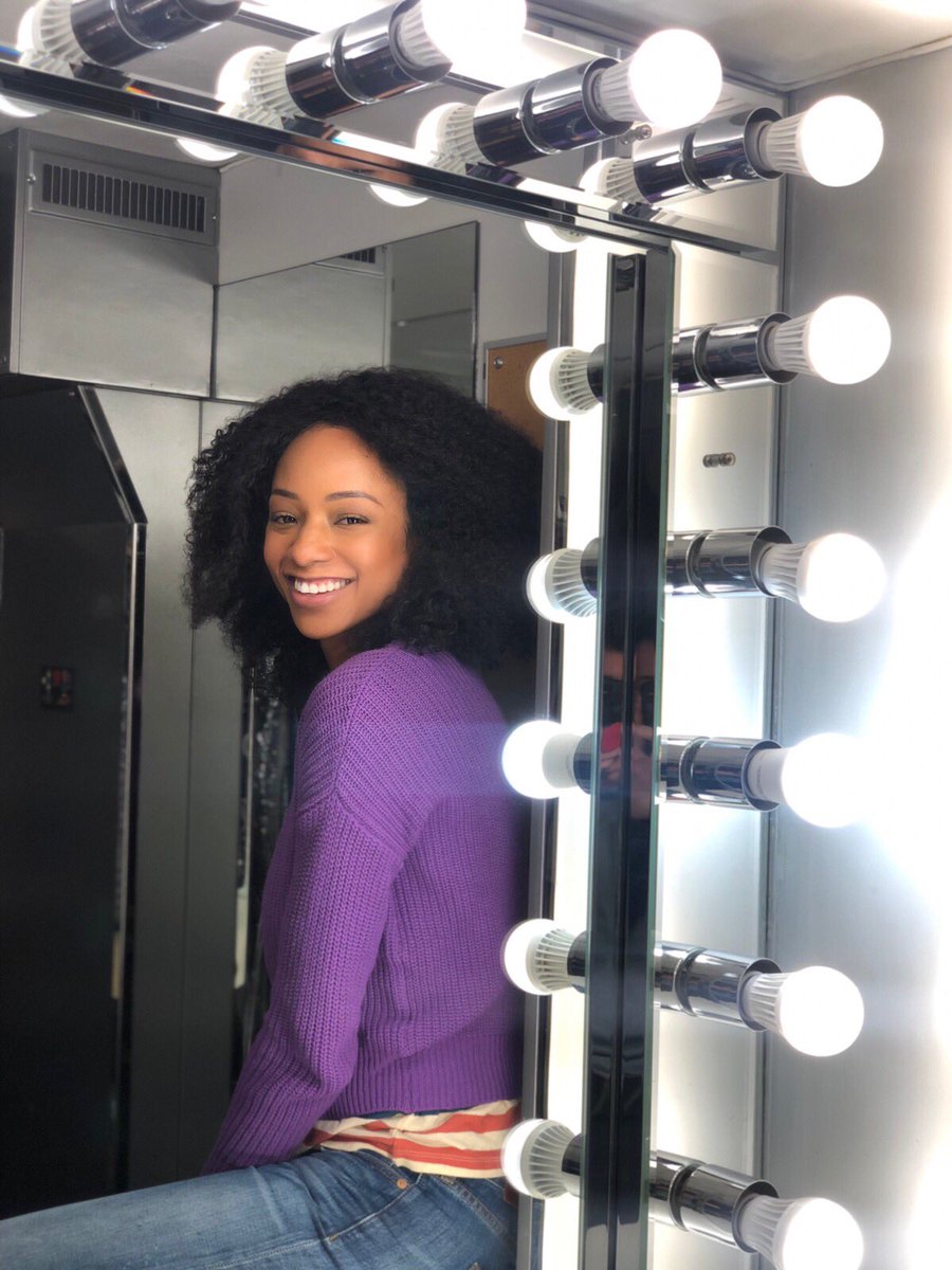 fancyacholonu's tweet photo. I got 5 on it 🎶 shooting a 5 hour energy commercial today! I get to take shots at work yay!...energy shots lol🤪
.
#danielhoffagency #commercialmodel #grateful for #work #blessingsonblessings #prayedforit 🙏🏾🎬 https://t.co/tAU9mgUFkB