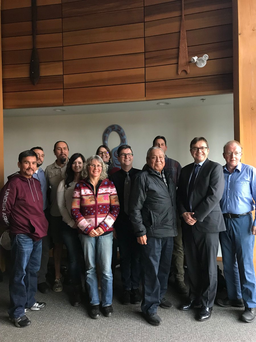Today Minister Wilkinson met with the Cowichan Tribes in #BC to talk salmon sustainability in the #CowichanRiver. We’re proud to collaborate with <a href="/Cowichan_Tribes/">Cowichan Tribes</a> to restore key habitats in 🇨🇦. #CoastalRestorationFund #OurCoasts