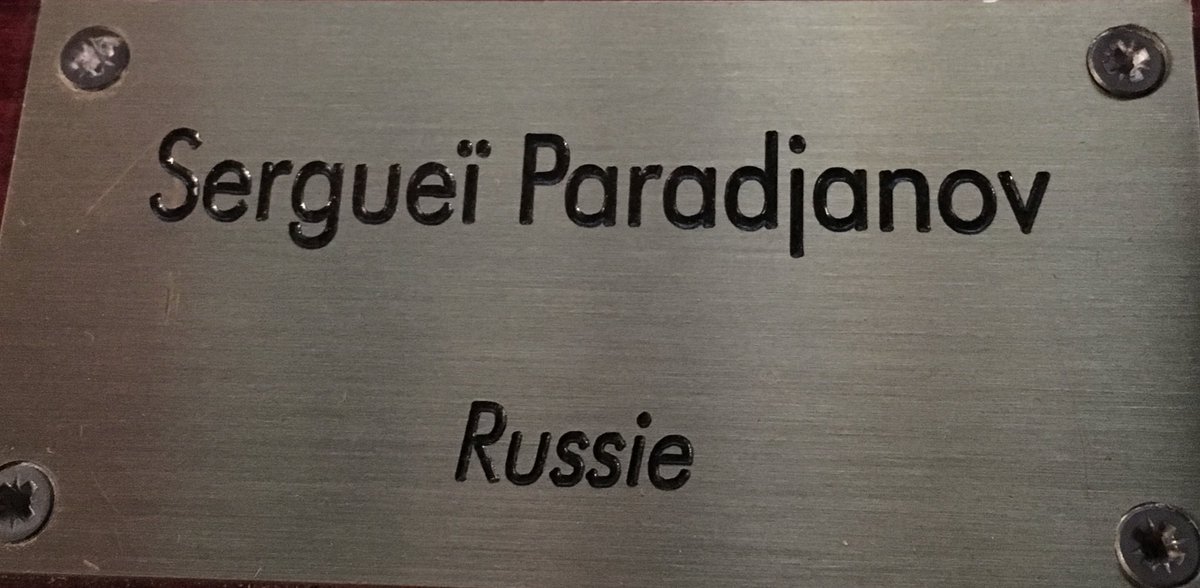  #LesCinéastesDuHangarRangée 4 :81 - SERGUEÏ PARADJANOV9 janvier 1924 - 20 juillet 1990(Russie)Arménie- Rhapsodie Ukrainienne (61)- Les Chevaux de Feu (65)- Sayat Nova (69)- La Légende de la Forteresse de Souram (85)- Achik Kérib (88)- La Confession (92)