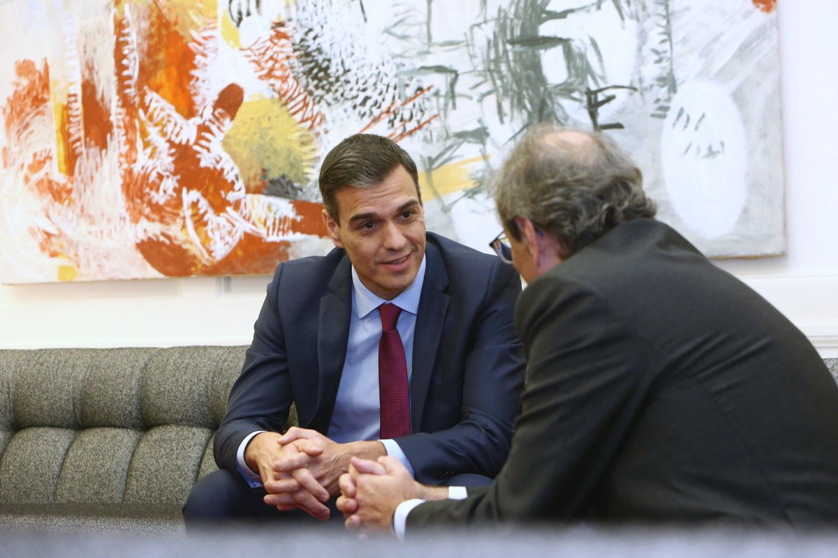 sanchezcastejon's tweet photo. Apostamos por el #diálogo para encontrar una solución para Cataluña y atender a las necesidades de la ciudadanía. Hoy me he reunido en el Palacio de Pedralbes de Barcelona con el president de la Generalitat, @QuimTorraiPla. Aquí, el comunicado conjunto: https://t.co/CwFpQVdwOA https://t.co/FLthoohzP8
