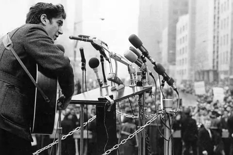 Yesterday was phil ochs birthday 

I missed it :( 

happy birth day a true legend! 