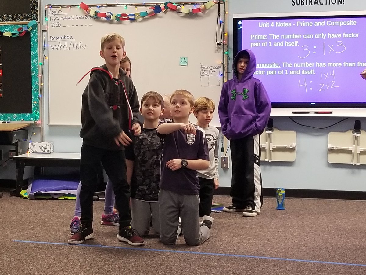 barrettm23's tweet image. Prime and composite math snowball fight in math today. @HTPrimary #engagingmath #prewinterbreaksuccess