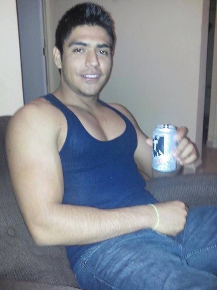 MachoTipo's tweet photo. #tipoMacho #gay https://t.co/36SS8rsJ05