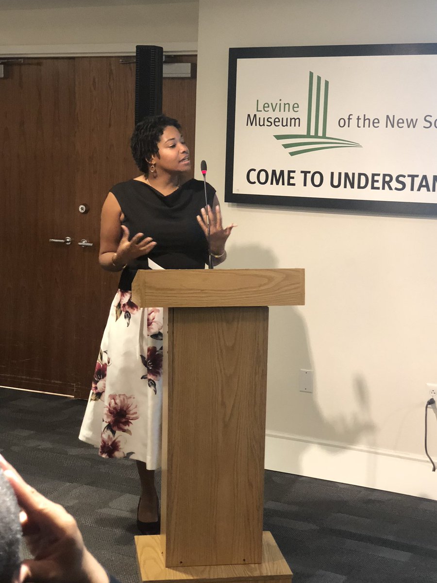 cltecon's tweet photo. #AMPUPCLTโs instructor @iamnikitajoyce, and an @StreetWise_MBA alum, announced our graduates and gave us some onsite on the class https://t.co/gVWyW9l9a3