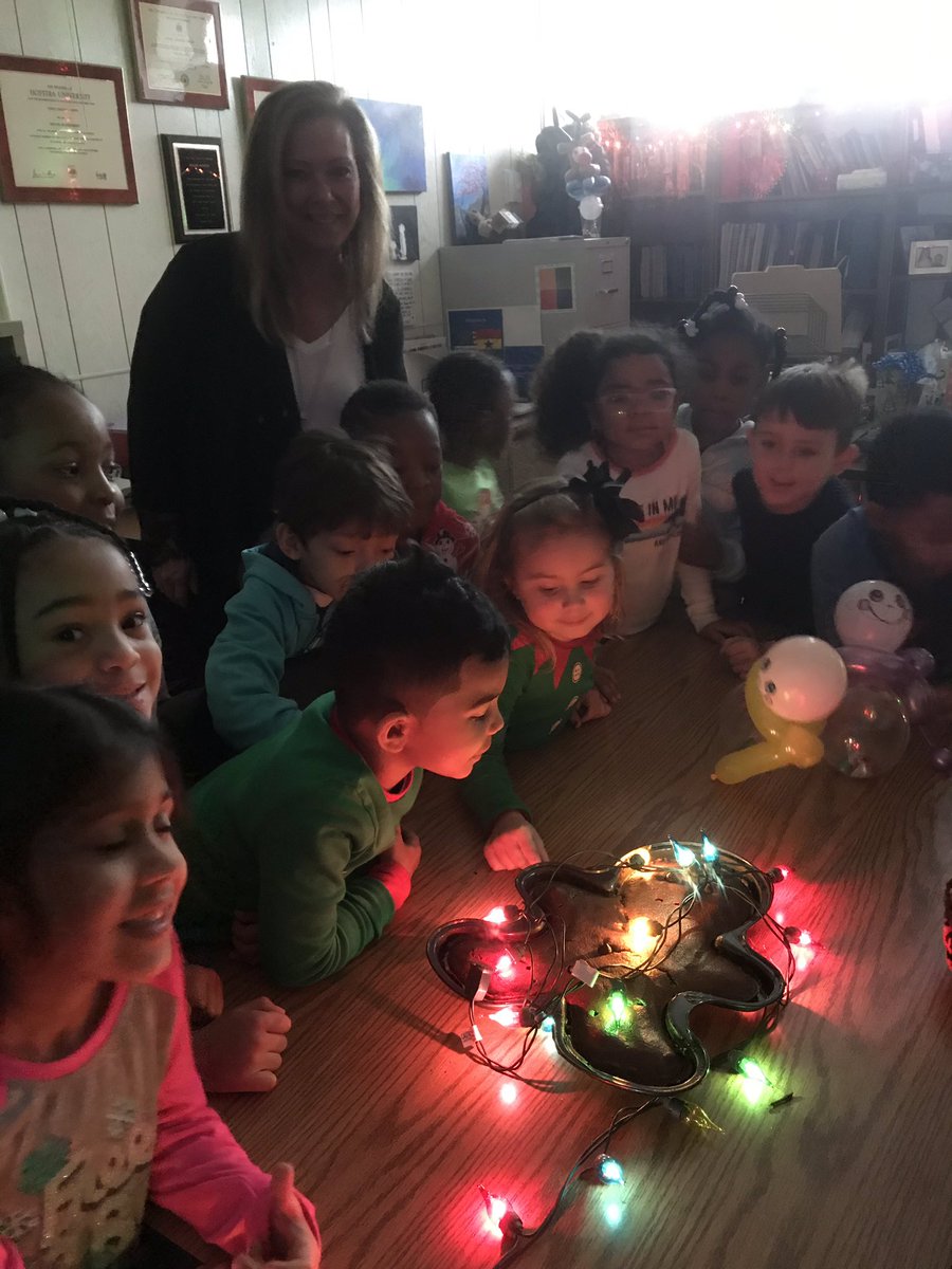 MsLupo (@mrslupo13) on Twitter photo Polar Express Rides and finding our Gingerbread tangled up in lights! <a href="/VS13UFSD/">ValleyStream13UFSD</a> <a href="/KimLatremore/">Kim Latremore</a> <a href="/GruenDarren/">Darren Gruen</a> #ohwhatfun #holidaymagic Polar Express Rides and finding our Gingerbread tangled up in lights! <a href="/VS13UFSD/">ValleyStream13UFSD</a> <a href="/KimLatremore/">Kim Latremore</a> <a href="/GruenDarren/">Darren Gruen</a> #ohwhatfun #holidaymagic